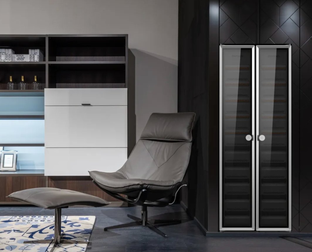 設(shè)備中心拼接案例分享，來(lái)看“強(qiáng)”與“弱”的和諧共處。