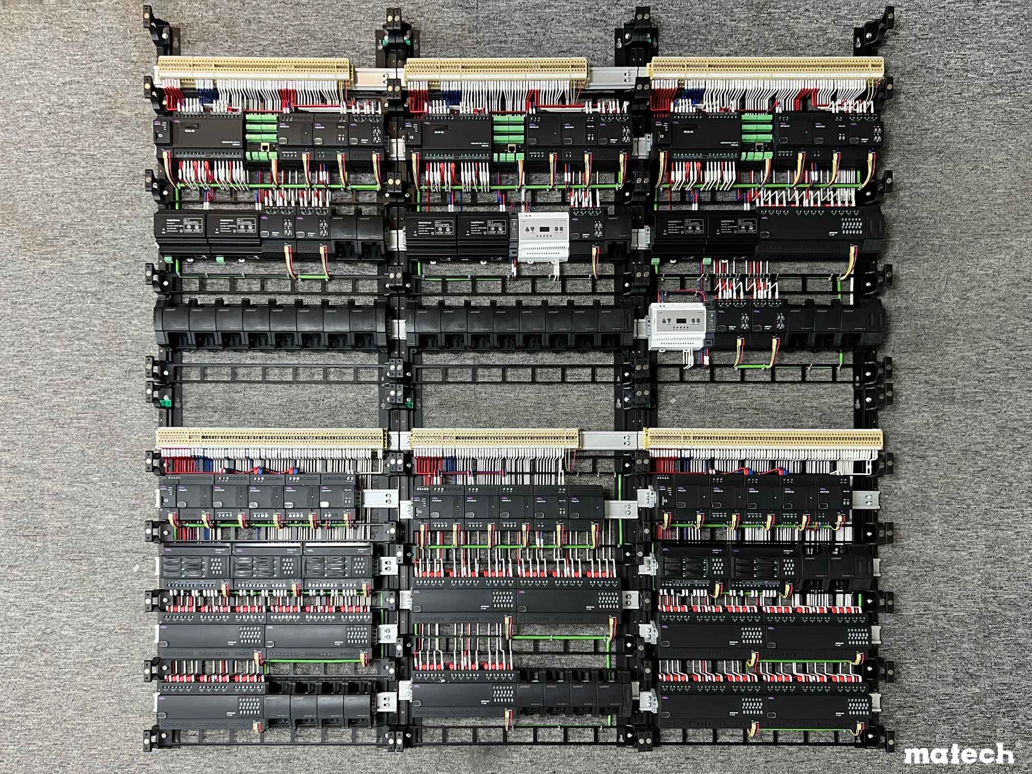 精湛工藝丨6套智能模塊接線完成，新疆客戶訂單完美交付！